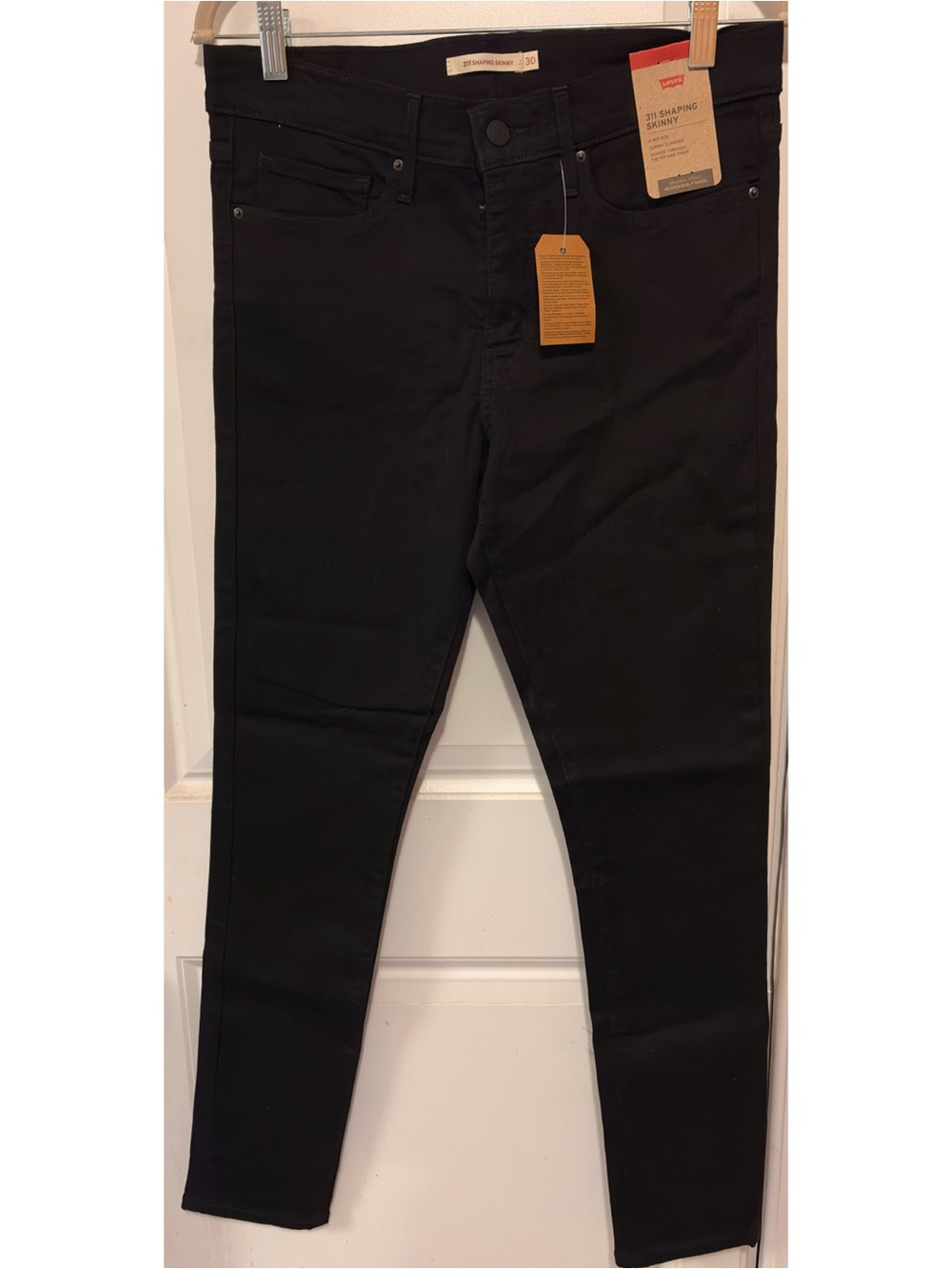 NWT Levi's 311 Shaping Skinny Jeans Size 30